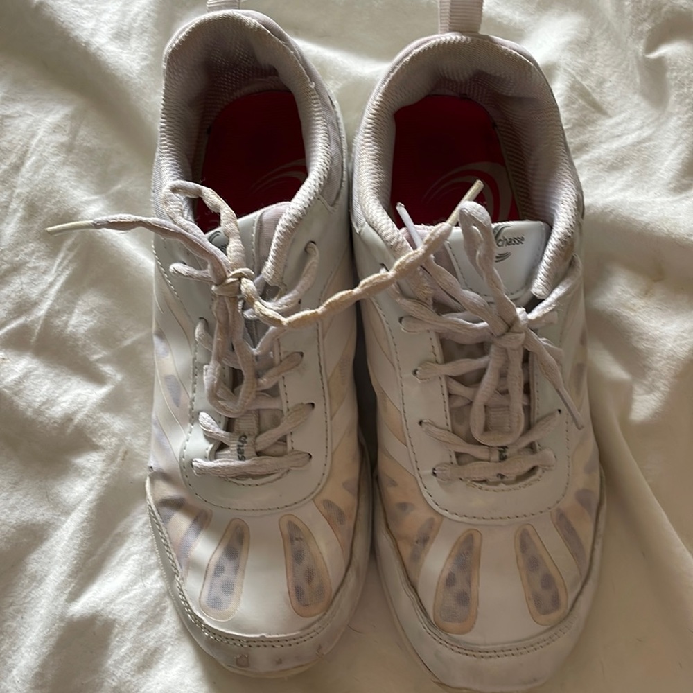 Chassé cheer shoes